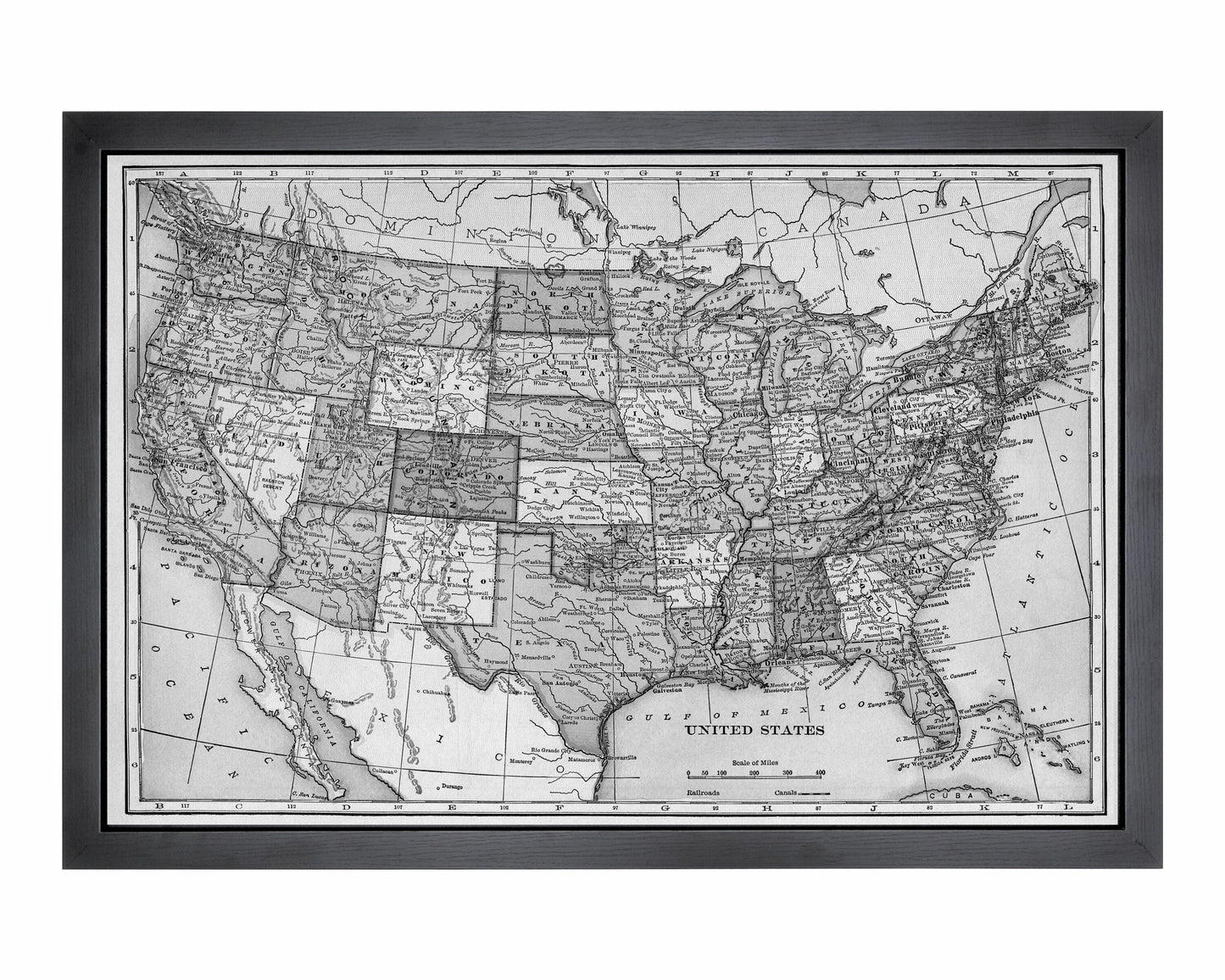 Pushpin USA map | 36" x 24" or 24" x 18" | Vintage Greyscale USA